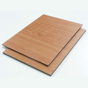 Panneau composite de surface en bois